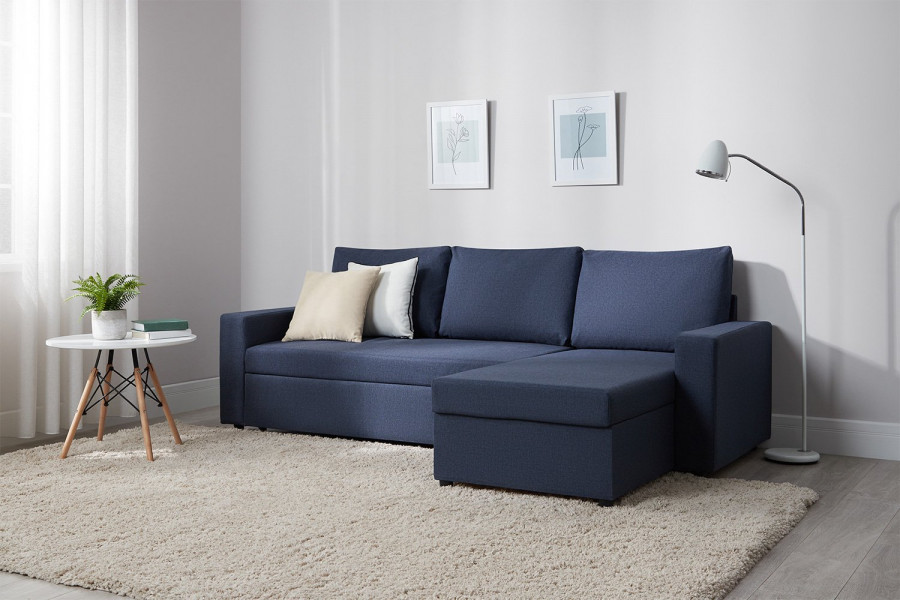 Синий диван: с чем сочетать?